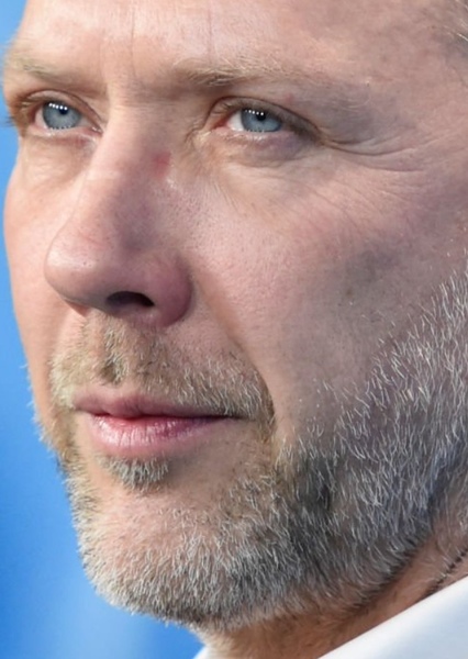 Mikael Persbrandt photo