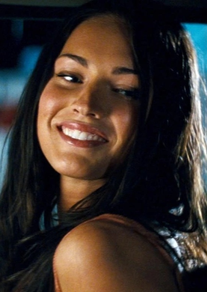 Mikaela Banes (Megan Fox) photo