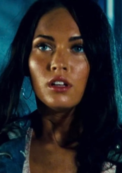 Mikaela Banes (Megan Fox) photo