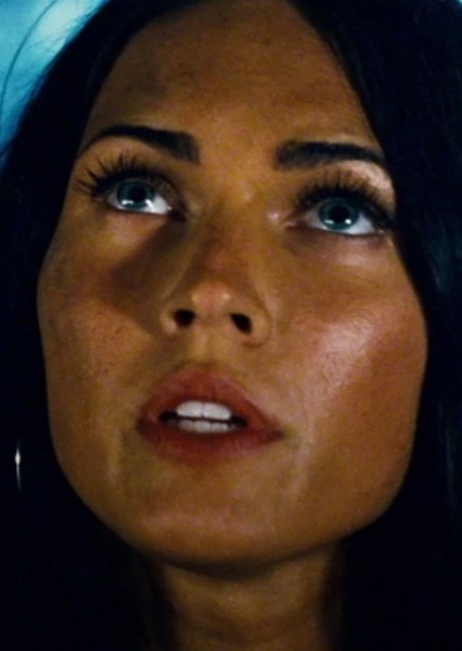 Mikaela Banes (Megan Fox) photo