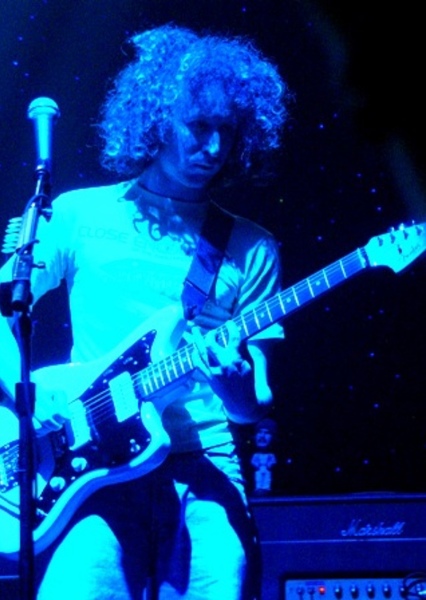 Mike Einziger photo