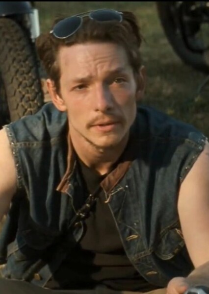 Mike Faist photo