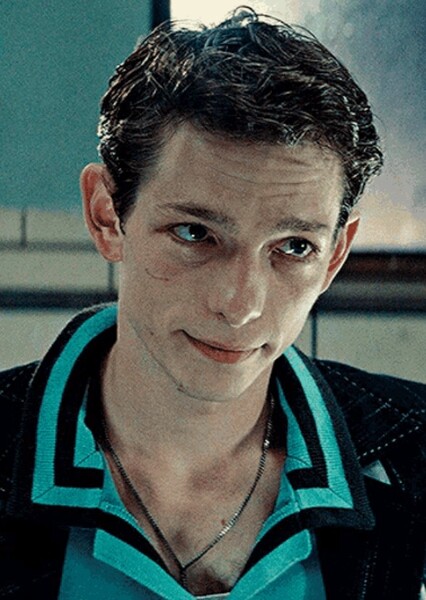 Mike Faist photo