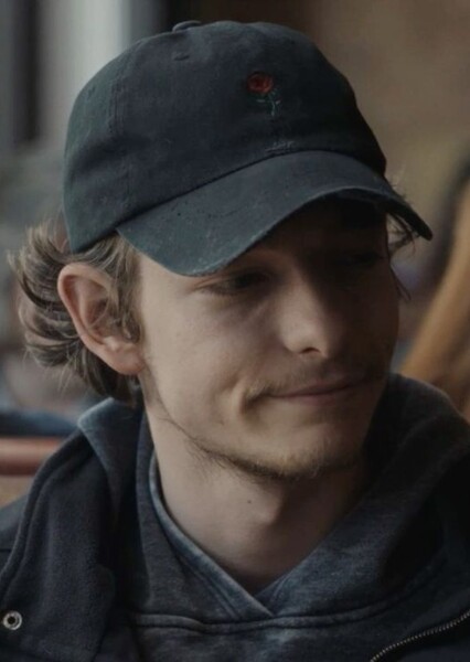 Mike Faist photo