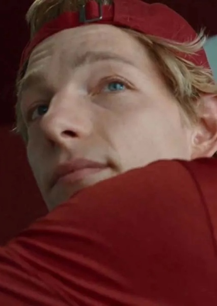 Mike Faist