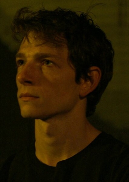 Mike Faist photo