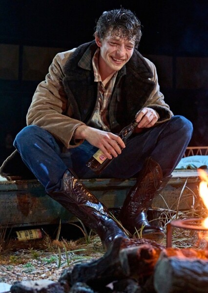 Mike Faist photo