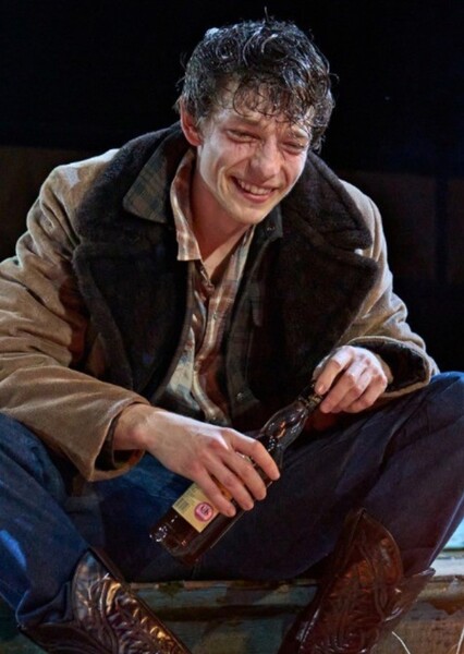 Mike Faist photo