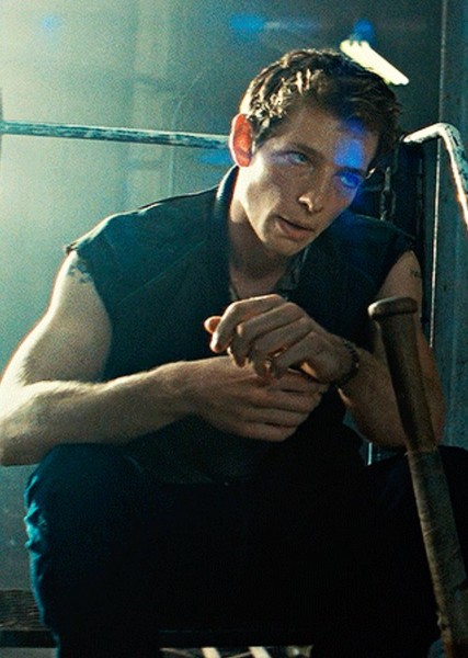 Mike Faist photo
