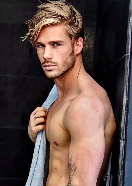 Mike Piek photo