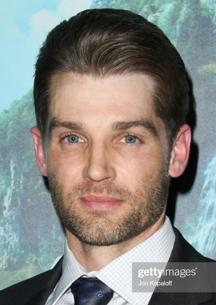 Mike Vogel photo