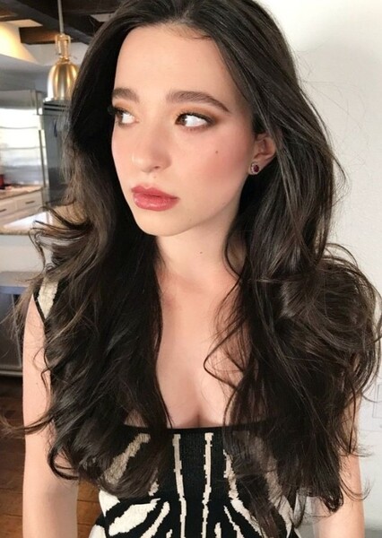 Mikey Madison photo