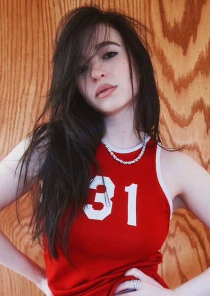 Mikey Madison photo