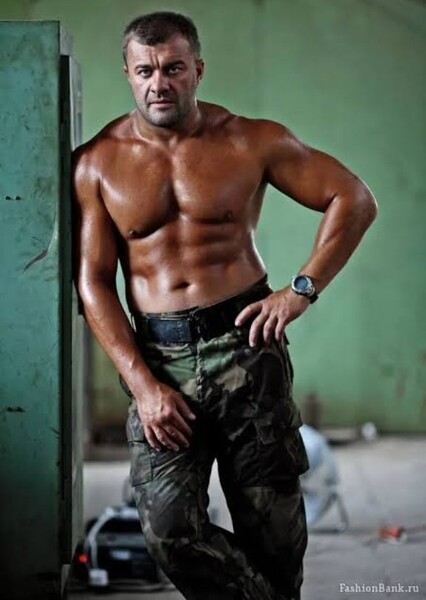 Mikhail Porechenkov photo