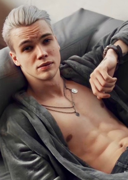 Mikoláš Josef photo