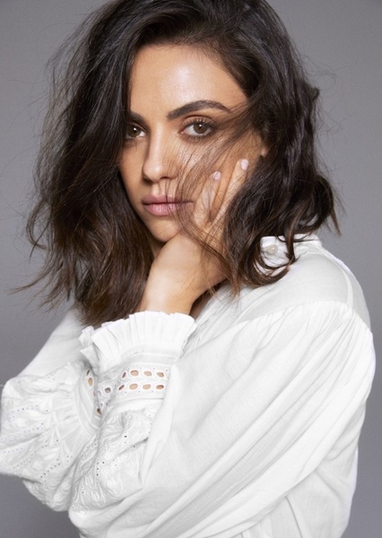 Mila Kunis photo