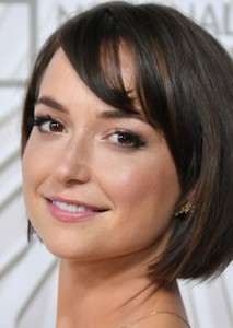 Milana Vayntrub