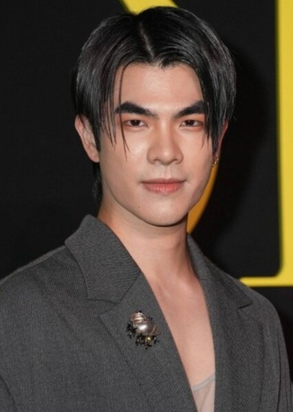 Phakphum Romsaithong
