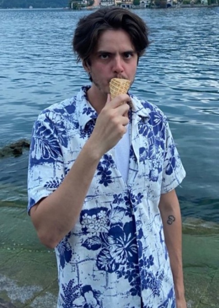 Miles Robbins photo