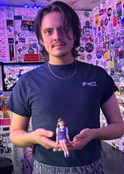 Miles Robbins photo