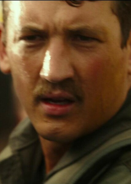 Miles Teller photo