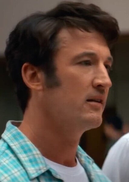 Miles Teller photo