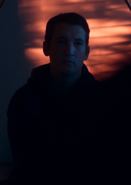Miles Teller photo