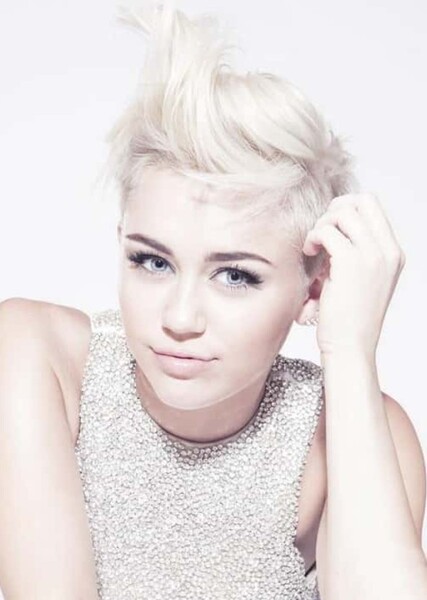 Miley Cyrus photo
