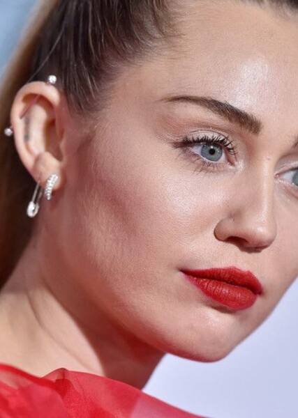 Miley Cyrus photo