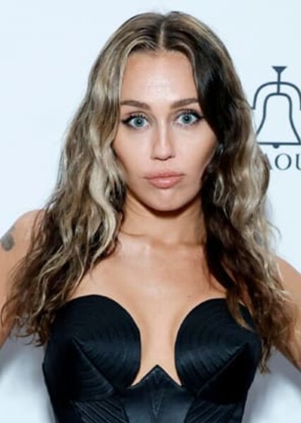 Miley Cyrus photo