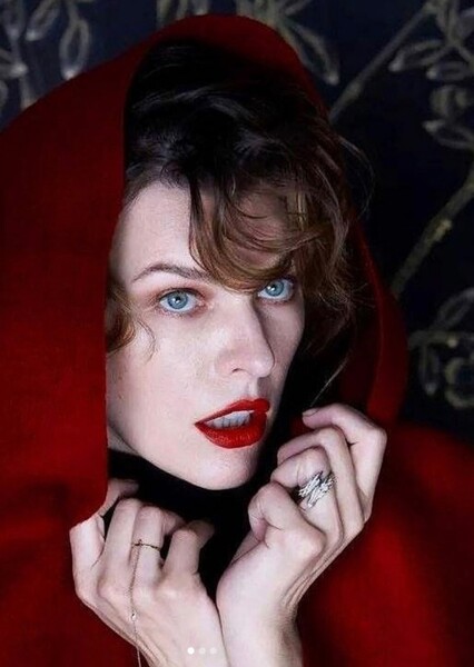 Milla Jovovich photo