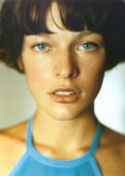 Milla Jovovich photo