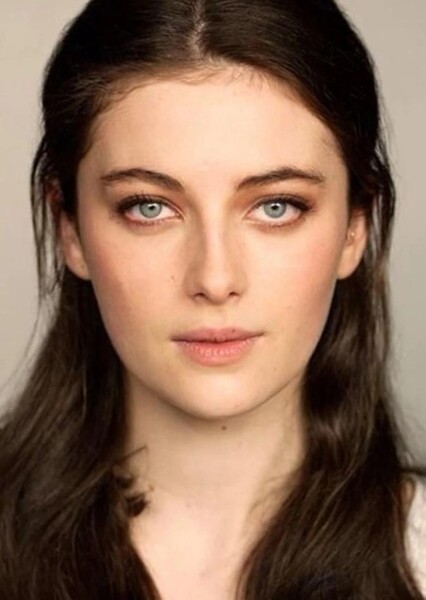 Millie Brady photo