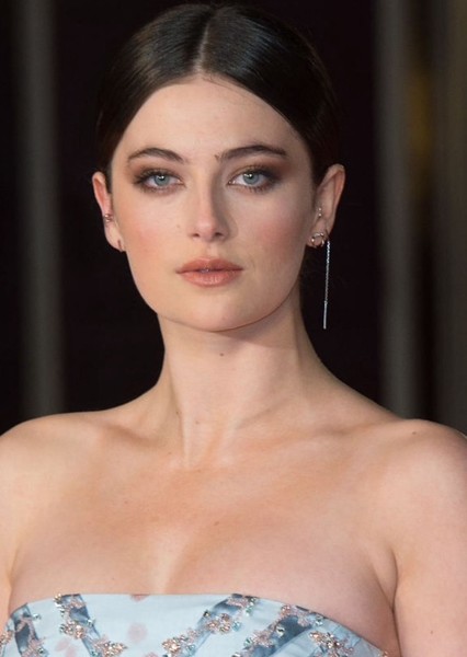 Millie Brady photo