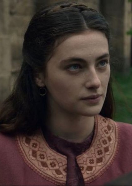 Millie Brady photo