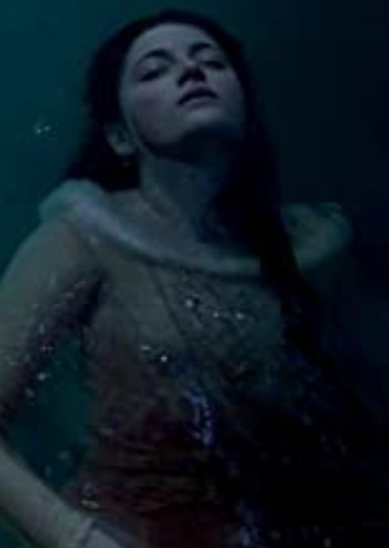 Millie Brady photo