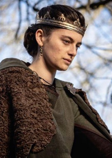 Millie Brady photo