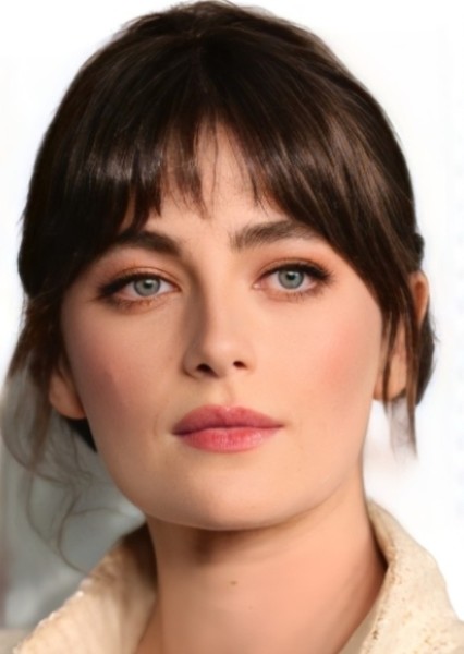 Millie Brady photo