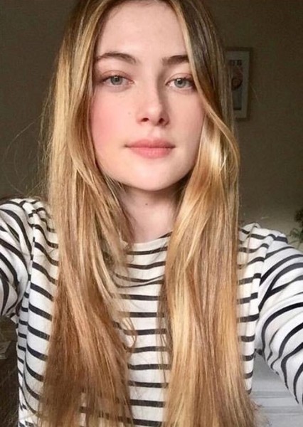 Millie Brady photo