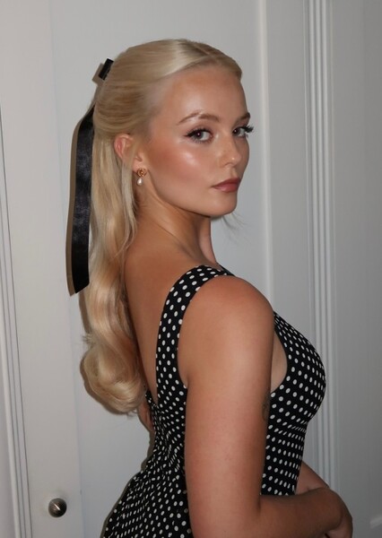 Millie Gibson photo