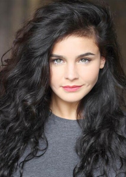 Millie O'Connell photo