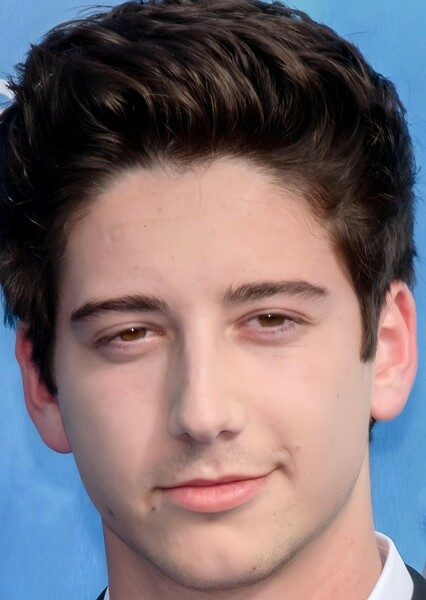 Milo Manheim photo