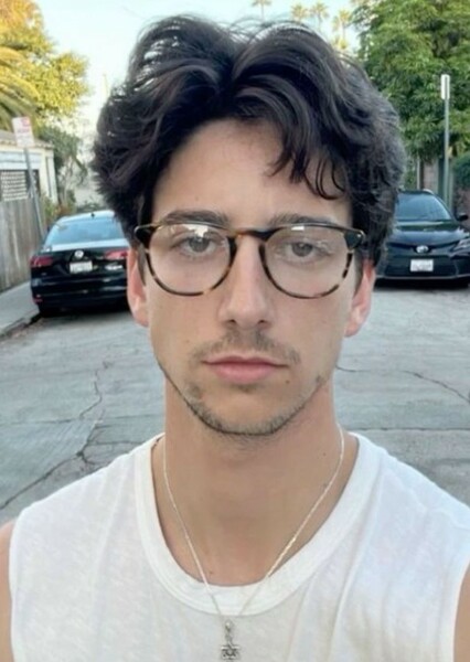 Milo Manheim