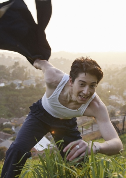 Milo Manheim photo