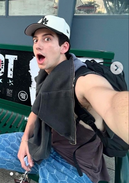 Milo Manheim photo