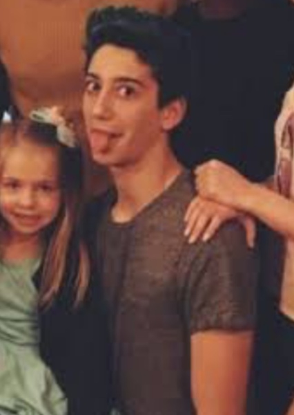 Milo Manheim photo