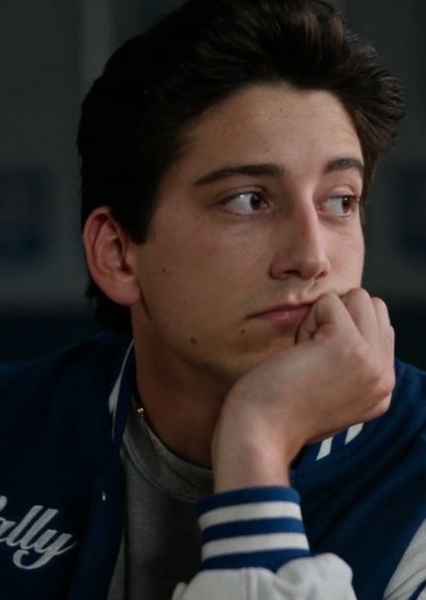 Milo Manheim photo