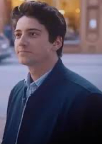 Milo Manheim photo