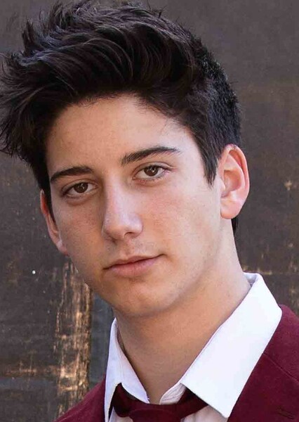 Milo Manheim photo