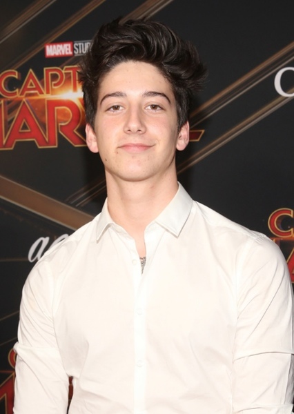Milo Manheim